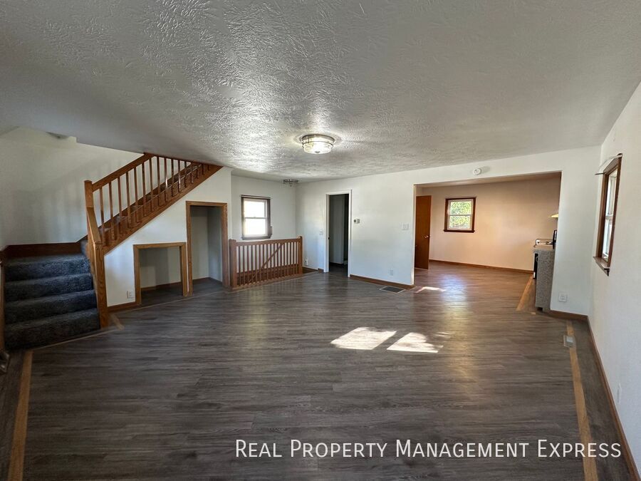 2 Bedroom, 2 Bath home in Brandon, SD in Brandon, SD - Building Photo