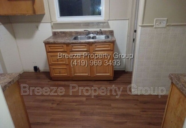 property at 1537 Remington St