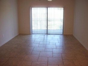 3022 Alcazar Pl-Unit -305 in Palm Beach Gardens, FL - Building Photo - Building Photo