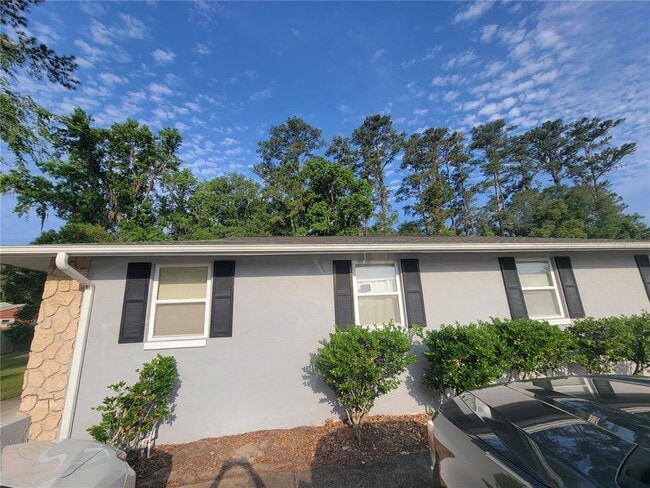 property at 11630 SE 57th Ct