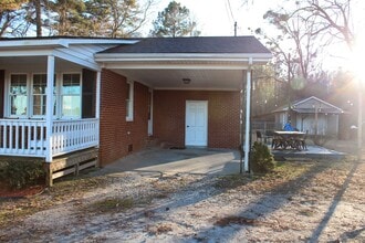 5720 Grimsley Store Rd in Wilson, NC - Building Photo - Building Photo