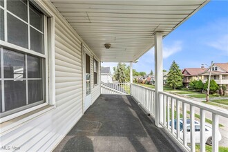 9909 Sladden Ave in Garfield Heights, OH - Building Photo - Building Photo