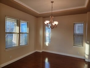 469 Hawk Dr in Petaluma, CA - Building Photo - Building Photo