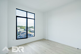 875 4th Ave in Brooklyn, NY - Building Photo - Building Photo