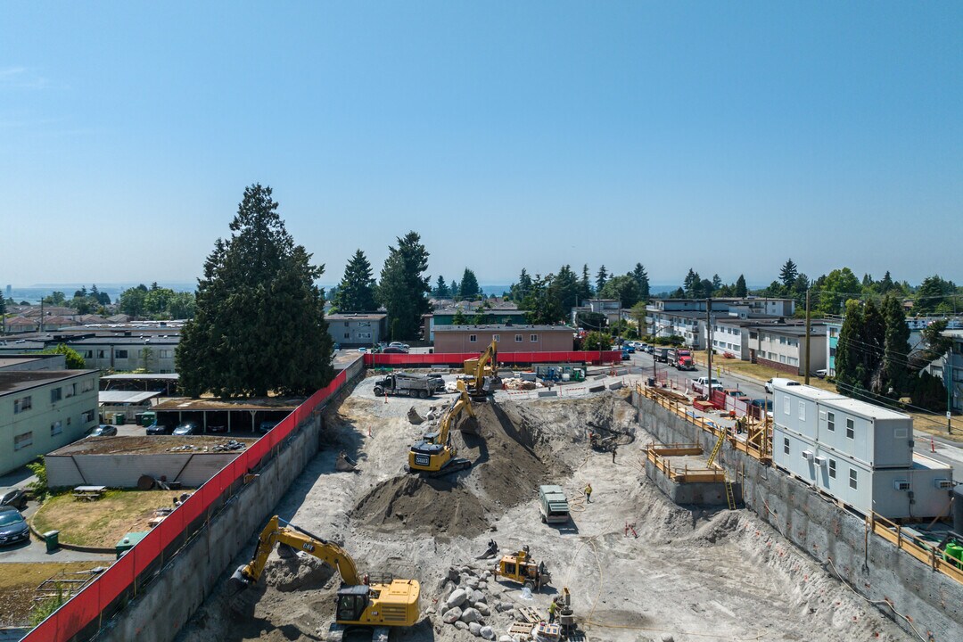 O2 in Burnaby, BC - Building Photo