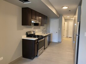 5700 S Wabash Ave in Chicago, IL - Building Photo