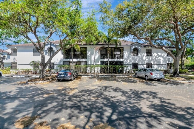 property at 5403 Verona Dr