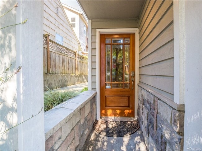 160 Florentia St in Seattle, WA - Building Photo - Building Photo
