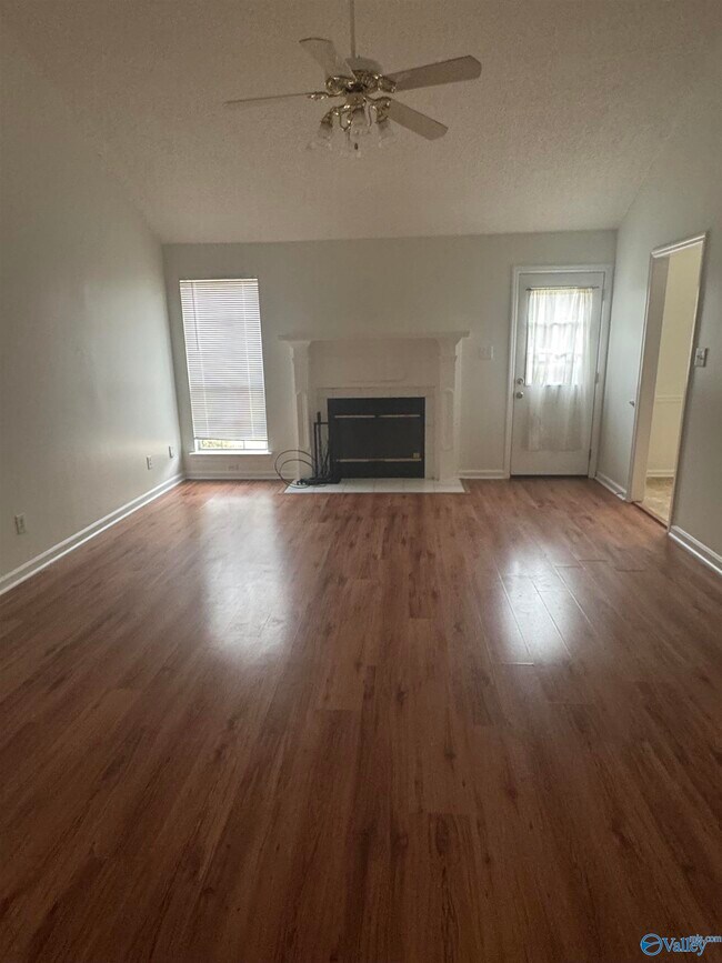 591 Bell Factory Rd in Huntsville, AL - Building Photo - Building Photo