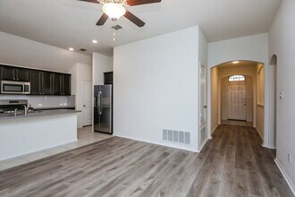 625 Saguaro Dr in Haslet, TX - Foto de edificio - Building Photo