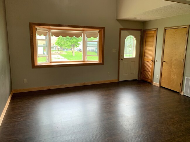 1818 N Granview Dr in Quincy, IL - Building Photo - Building Photo
