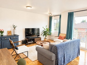 4270 Des Sources Boul in Dollard-des-Ormeaux, QC - Building Photo - Building Photo