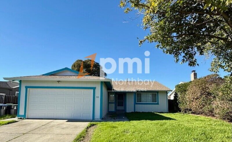 808 Spoonbill Ln in Suisun City, CA - Building Photo