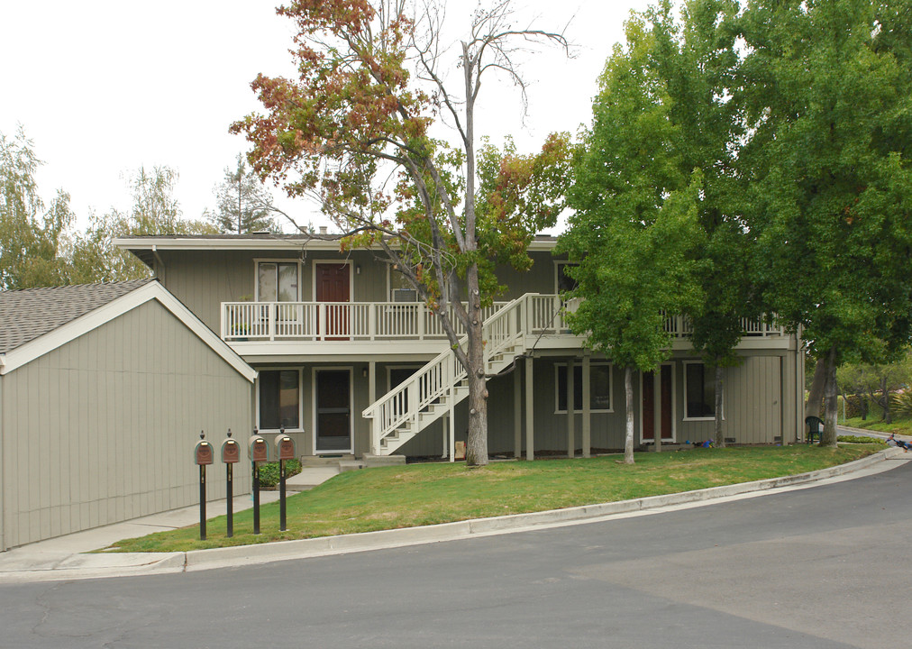 22672 Silver Oak Ln in Cupertino, CA - Foto de edificio