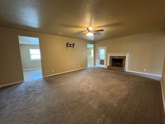 6304 Castle Gap Dr in Killeen, TX - Building Photo - Building Photo