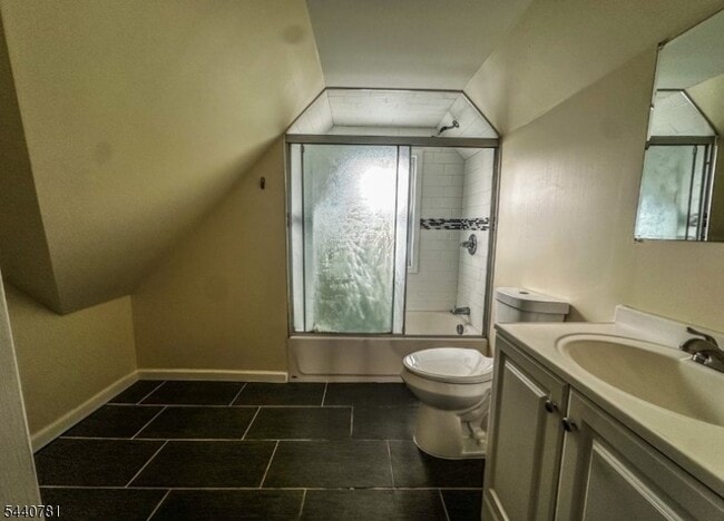 property at 19 Walnut Terrace