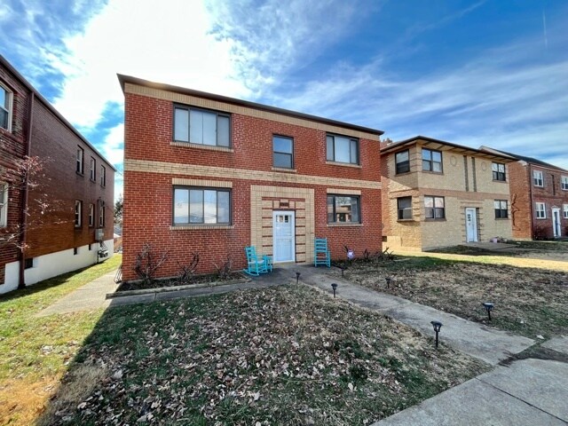 5422 Chippewa St, Unit 2W in St. Louis, MO - Building Photo