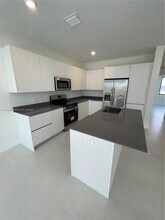 34503 SW 191st Ct in Florida City, FL - Building Photo - Building Photo
