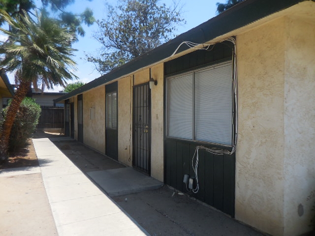 1820 Monterey St in Bakersfield, CA - Building Photo - Building Photo