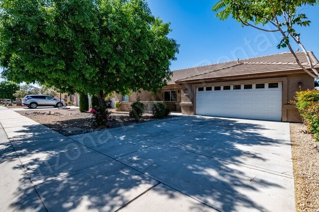 2841 Wikieup Ave in Kingman, AZ - Building Photo - Building Photo