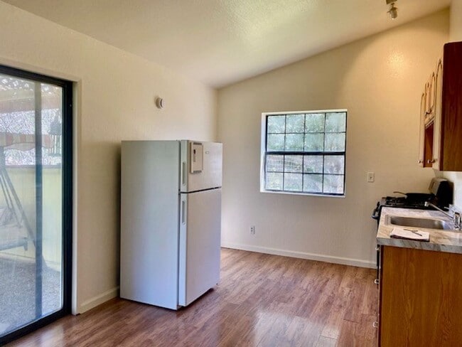 18601 Country Ln in Penn Valley, CA - Building Photo - Building Photo