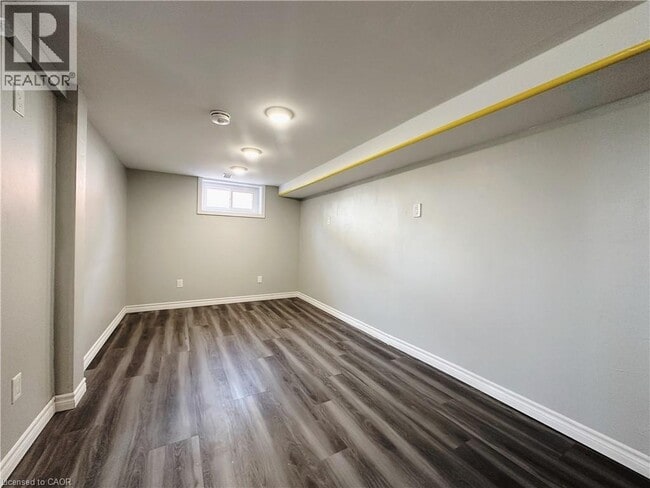 39 Maywood Rd in Kitchener, ON - Building Photo - Building Photo