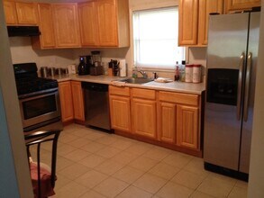 17 Wright St in Woodbridge Township, NJ - Foto de edificio - Building Photo