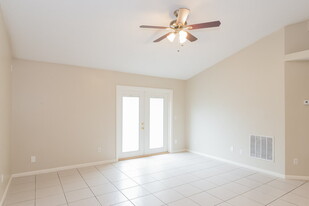 4359 Hanging Moss Dr in Orange Park, FL - Building Photo - Building Photo