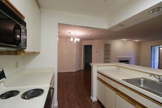 3301 Sir Thomas Dr in Silver Spring, MD - Building Photo - Building Photo