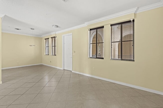 2900 NW 125th Ave, Unit 3-305 in Sunrise, FL - Building Photo - Building Photo
