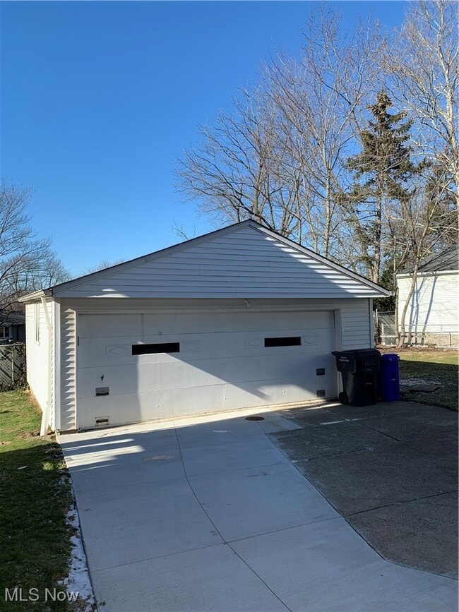 property at 5014 E 71st St