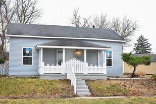 229 W 2nd St in Anderson, IN - Building Photo