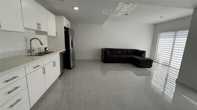 14571 SW 261st St in Homestead, FL - Building Photo - Building Photo