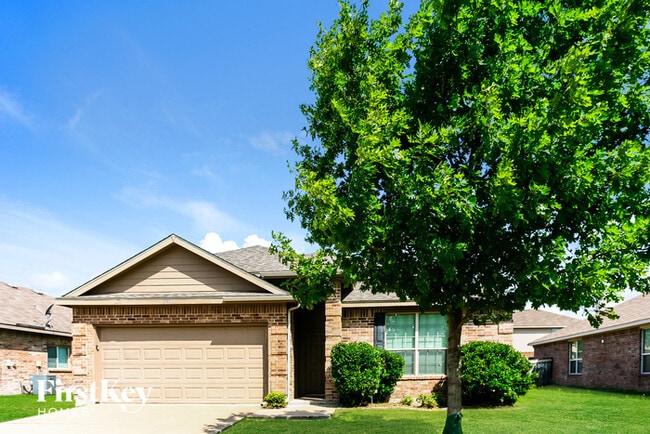 property at 2911 Thistlewood Dr