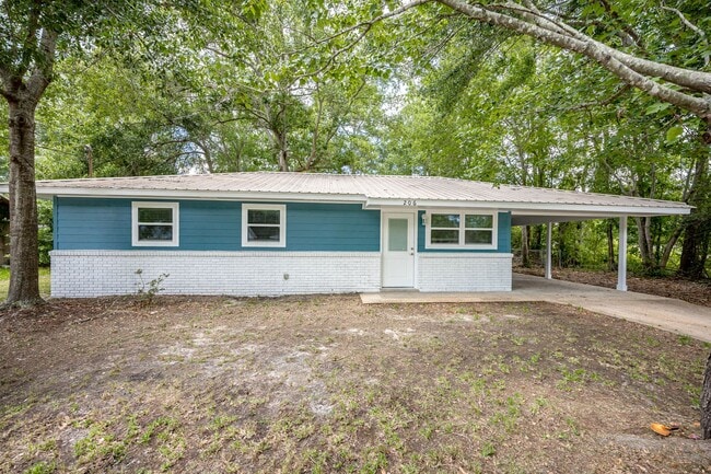 property at 206 Beverly Dr