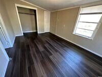 107 Roosevelt Rd photo'