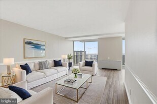 301 N Beauregard St, Unit 1404 in Alexandria, VA - Building Photo