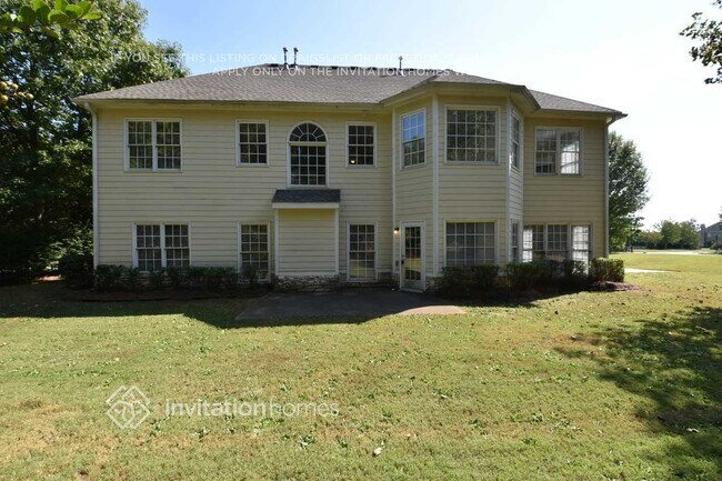 1001 Jordan Rd in Dacula, GA - Foto de edificio - Building Photo