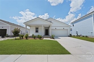 251 Shade Tree Dr in Richmond Hill, GA - Building Photo - Building Photo