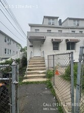 141 S 13th Ave in Mount Vernon, NY - Building Photo - Building Photo