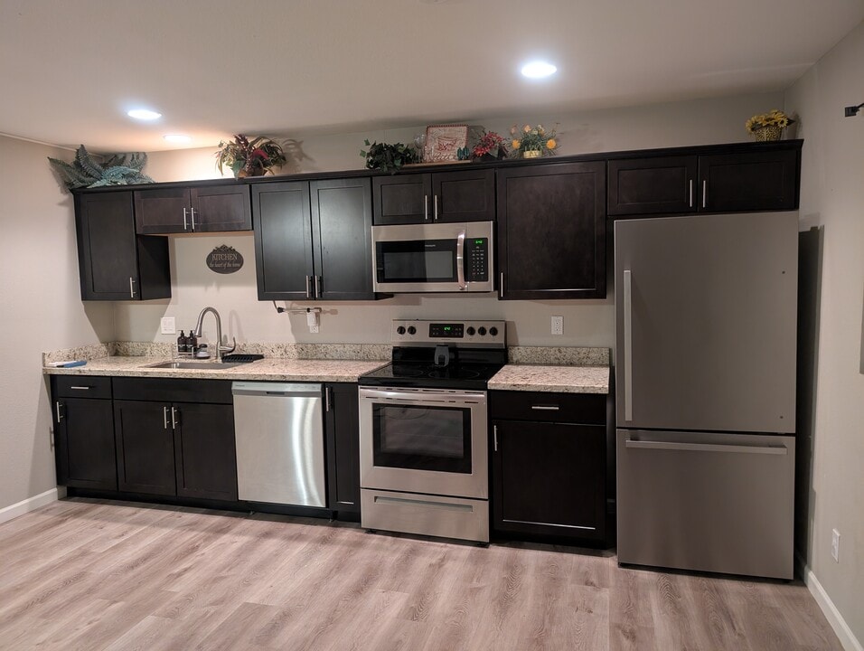 19091 Mesquite Dr in Black Canyon City, AZ - Building Photo