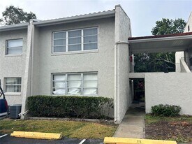1103 Cypress Gardens Blvd in Winter Haven, FL - Building Photo