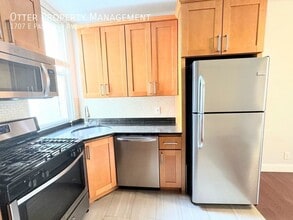 1707 E Passyunk Ave in Philadelphia, PA - Building Photo - Building Photo