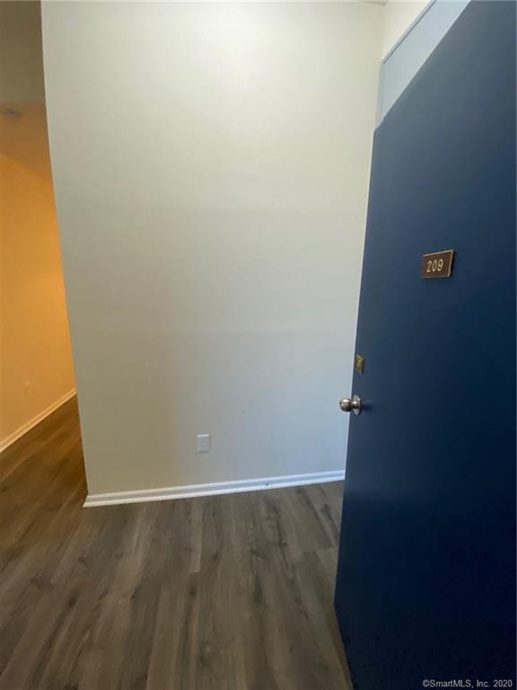 146 High St-Unit -209 in Milford, CT - Building Photo - Building Photo