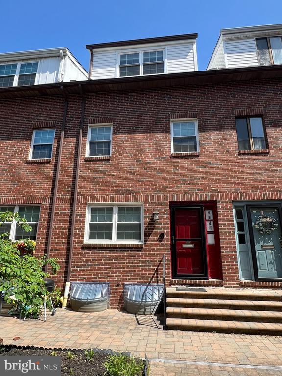 514 Randolph Ct in Philadelphia, PA - Building Photo - Building Photo