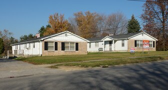 164 Stadium Dr in Boardman, OH - Building Photo