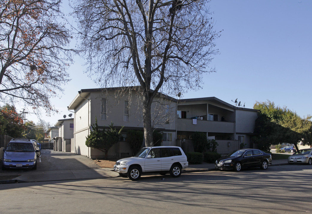 Acalanes in Sunnyvale, CA - Building Photo