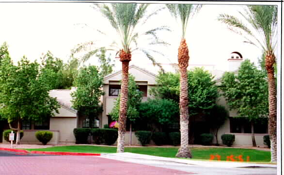 Villa Antigua in Scottsdale, AZ - Building Photo