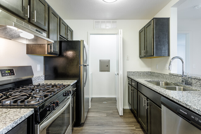 Willow Ridge Apartments in Ypsilanti, MI - Building Photo - Interior Photo