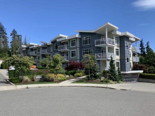 property at 4960 Songbird Pl